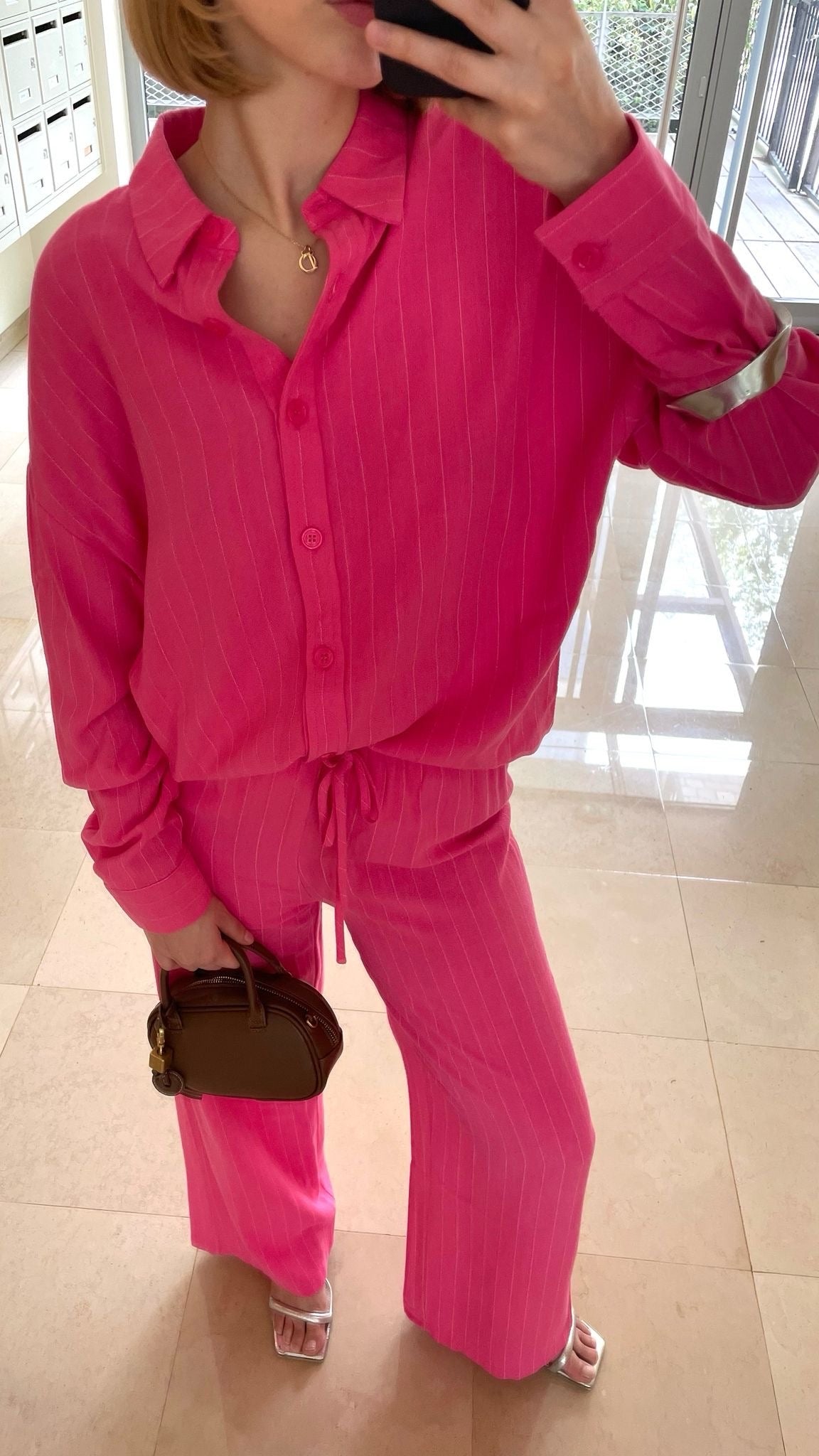 Ensemble rayé en lin melangé, chemise et pantalon